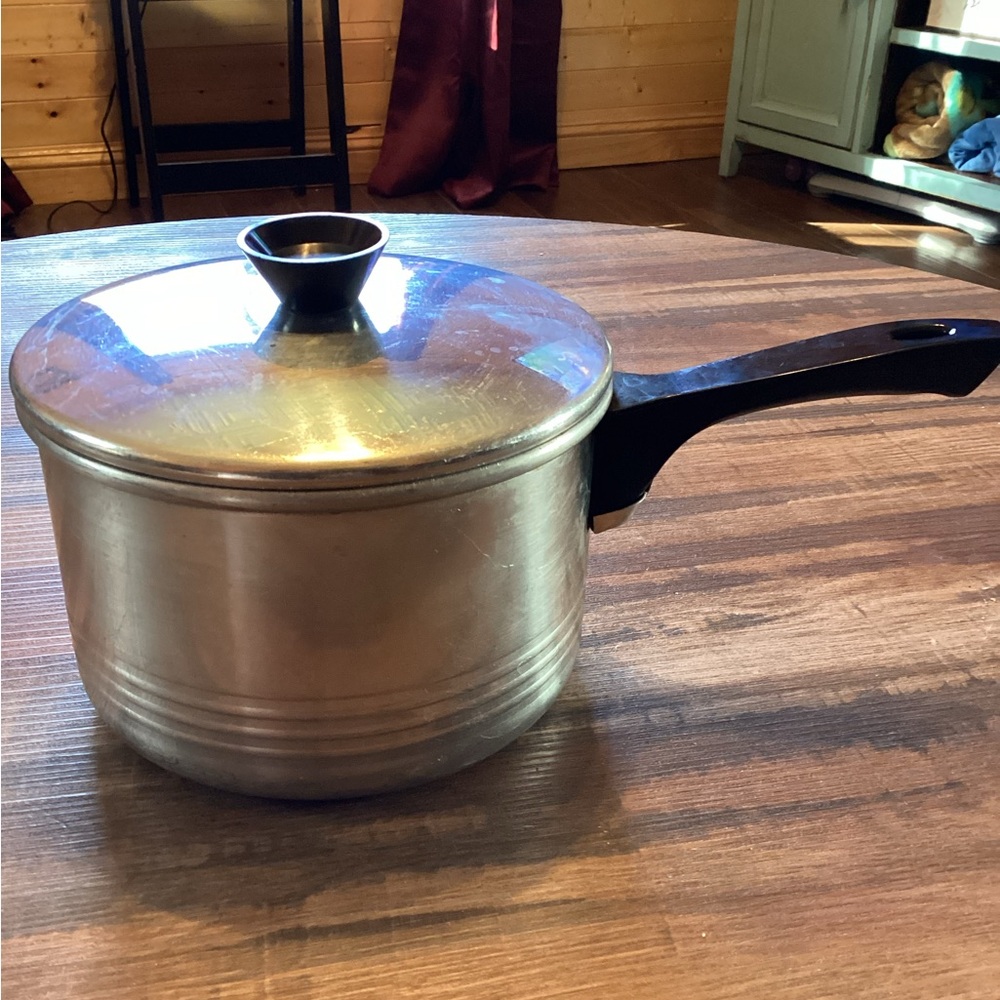 Vintage Chilton Ware 2 Qt Sauce Pot With Lid